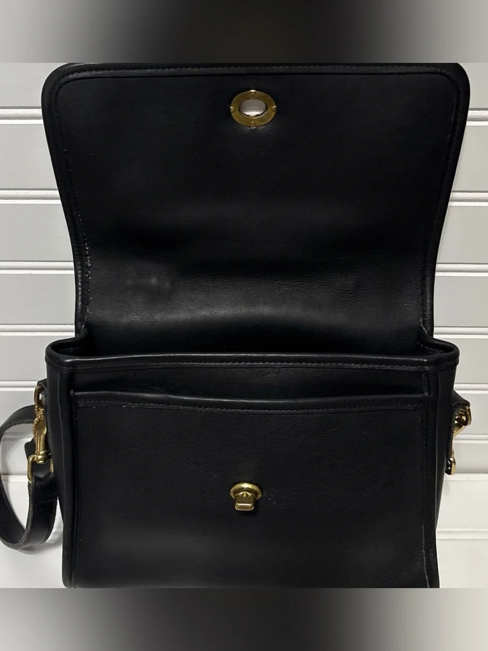 COACH Court Vintage Black Leather Shoulder Top Handle Crossbody Bag USA 9870